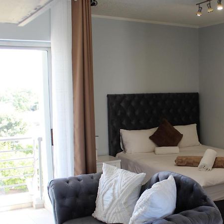 Abigail'S Studio Apartment @ Trift Tower Windhoek Eksteriør bilde
