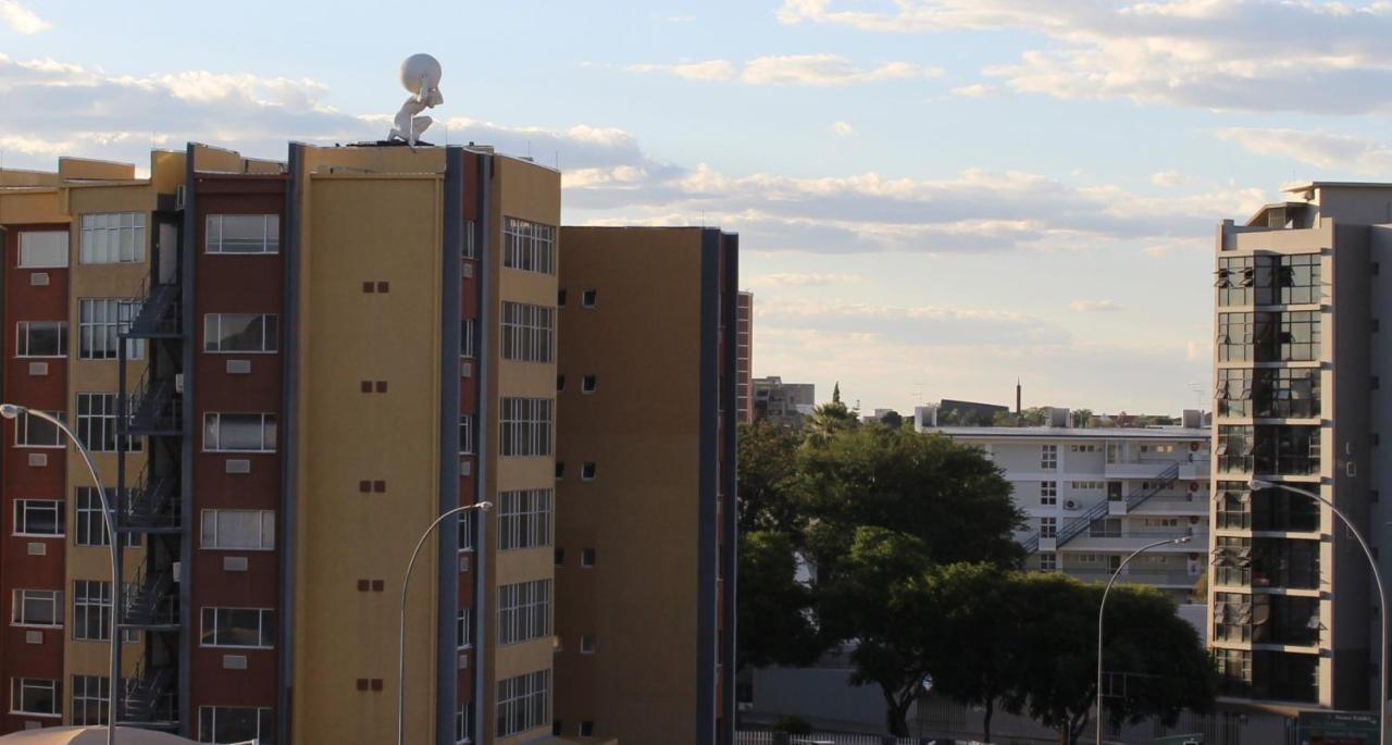 Abigail'S Studio Apartment @ Trift Tower Windhoek Eksteriør bilde